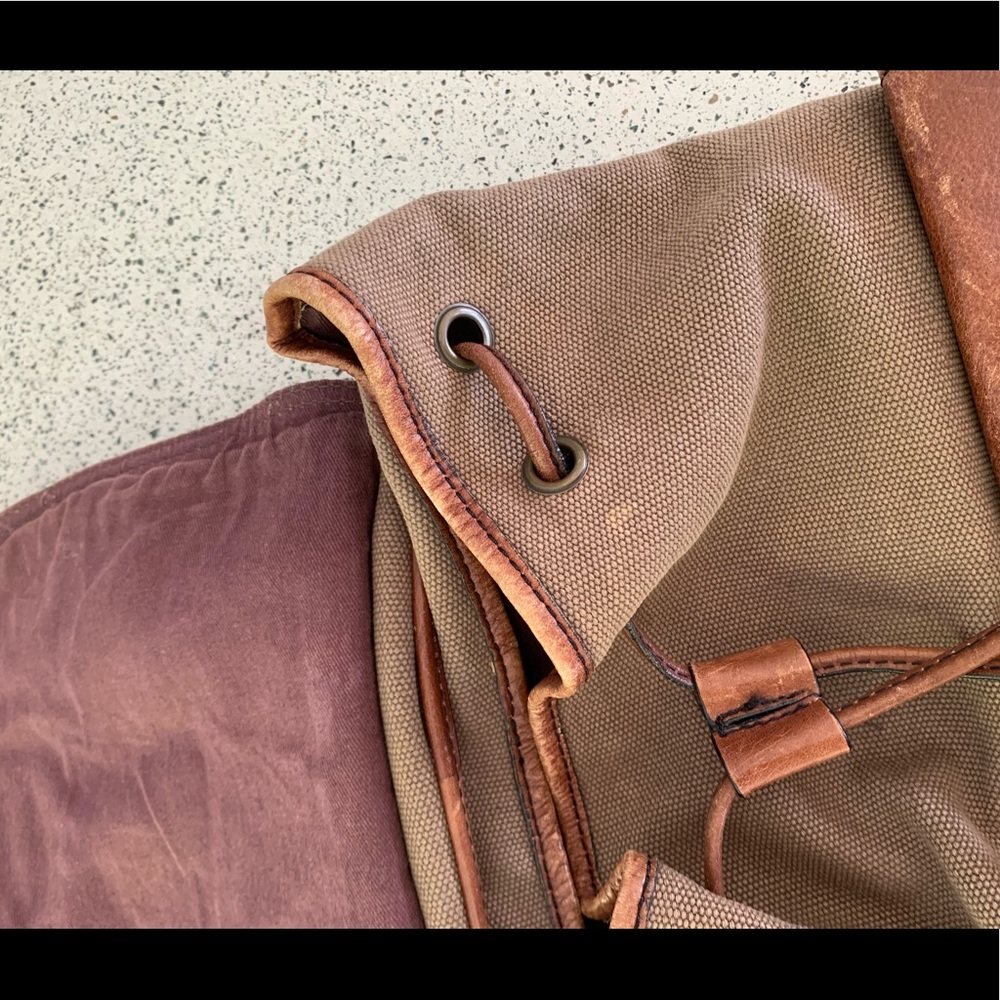 FOSSIL Vintage Drawstring Rucksack - Picture 13 of 16